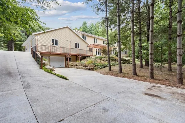 $825,900 | 9419 North Raven Court, Milton, WI 53563