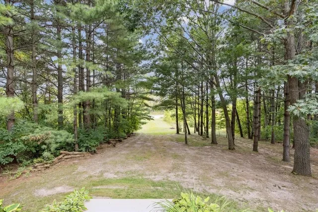 $825,900 | 9419 North Raven Court, Milton, WI 53563