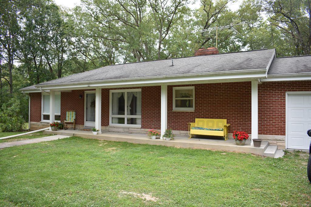 2955 Bono Road Staunton, IL 62088 - Photo 2 of 50