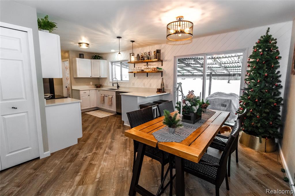 2238 Farnsworth Road Lapeer, MI 48446 - Photo 6 of 31 Gallery Image 6