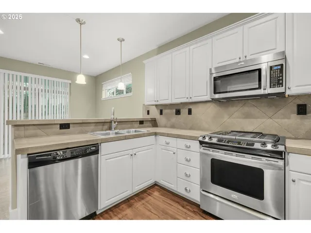 $550,000 | 17945 Northwest Waterfield Court, Beaverton, OR 97006