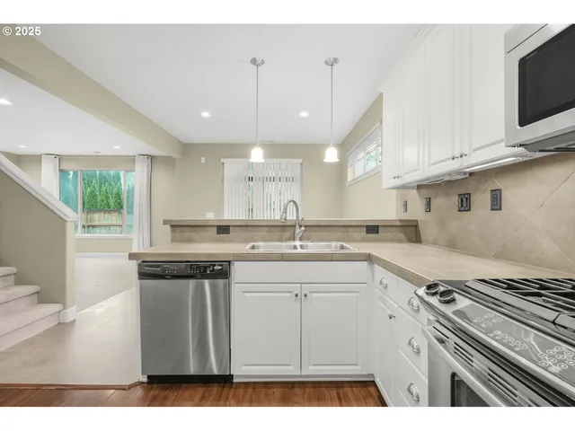 $550,000 | 17945 Northwest Waterfield Court, Beaverton, OR 97006