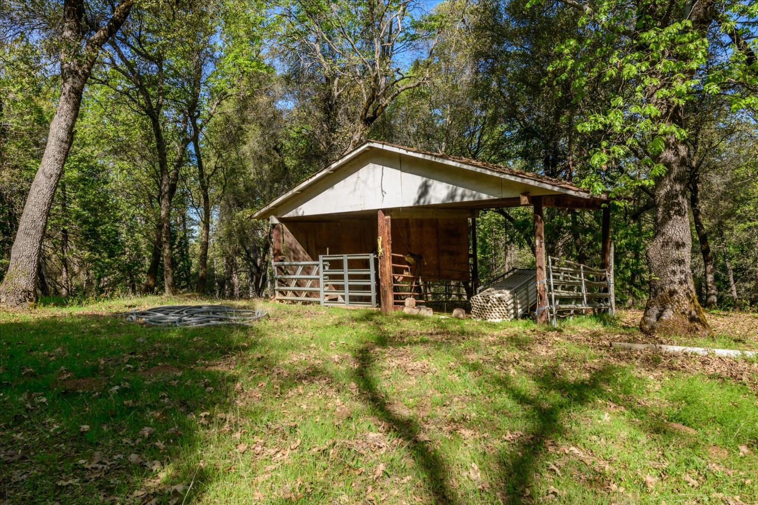 3640 Omo Ranch Road Somerset, CA 95684 - Photo 37 of 57 horse stalls