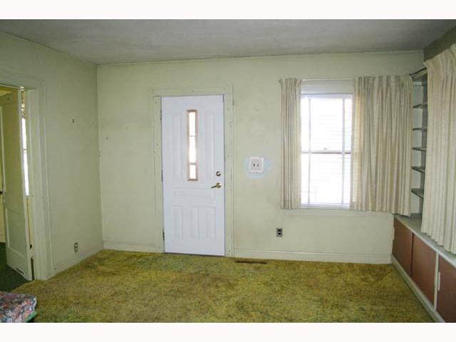 2103 Sale Road Columbus, OH 43224 - Photo 3 of 17