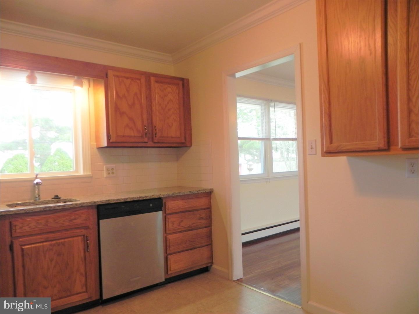 10 Sundew Road Newark, DE 19711 - Photo 7 of 20 Kitchen