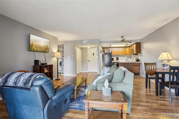 $125,900 | 1440 Heritage Landing, Unit 208, St. Charles, MO 63303