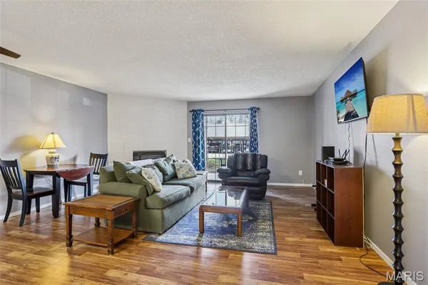 $125,900 | 1440 Heritage Landing, Unit 208, St. Charles, MO 63303