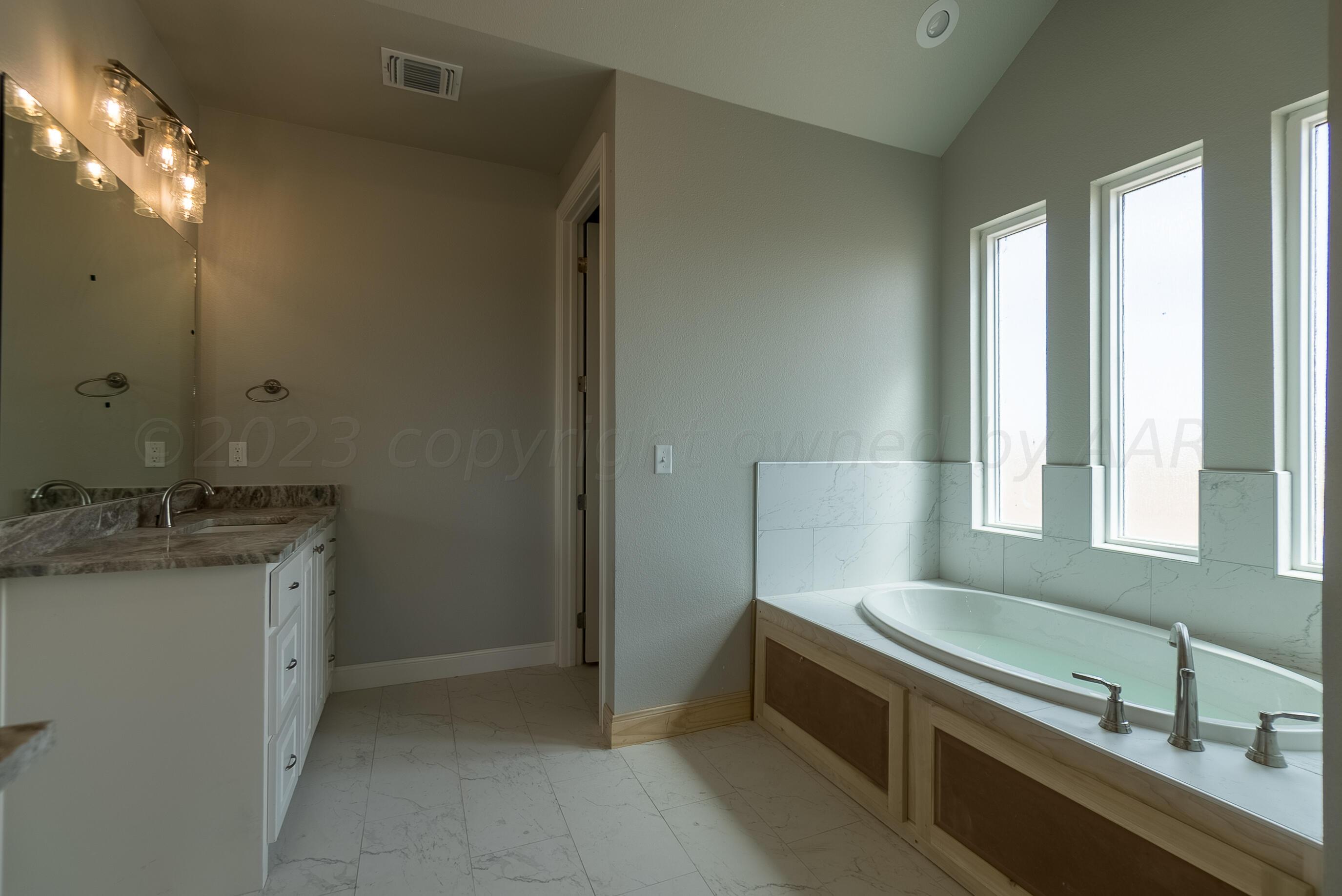 19601 Tate Amarillo, TX 79124 - Photo 6 of 14 DSC05905-HDR