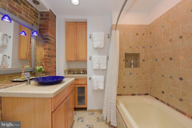 $1,525,000 | 204 South Pitt Street, Alexandria, VA 22314