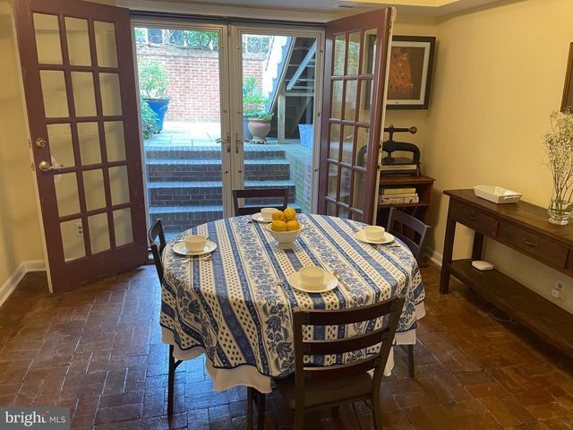 $1,525,000 | 204 South Pitt Street, Alexandria, VA 22314