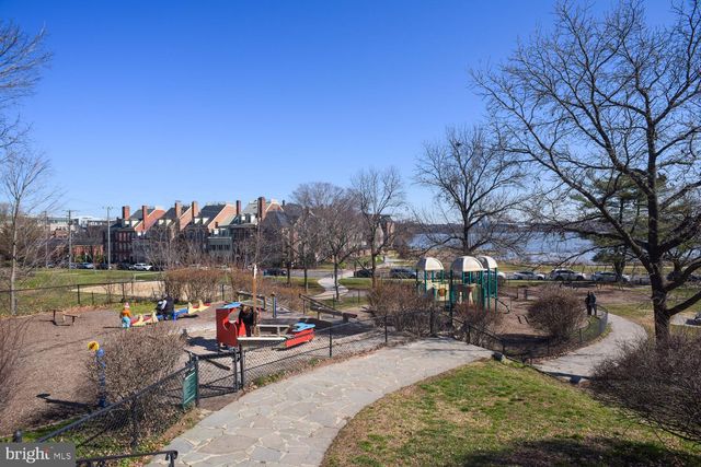 $1,525,000 | 204 South Pitt Street, Alexandria, VA 22314