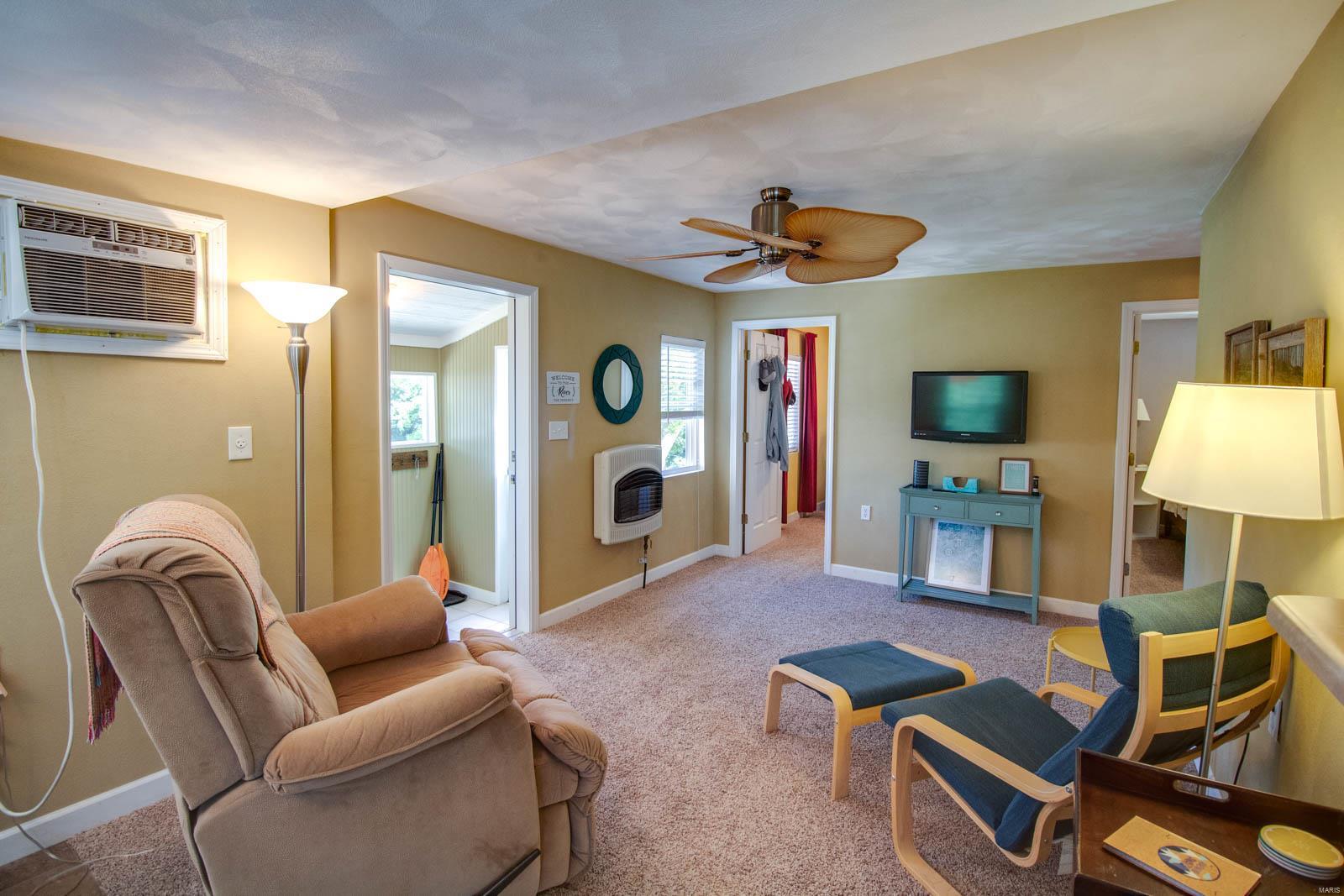 18077 Coon Creek Road Fieldon, IL 62031 - Photo 12 of 26