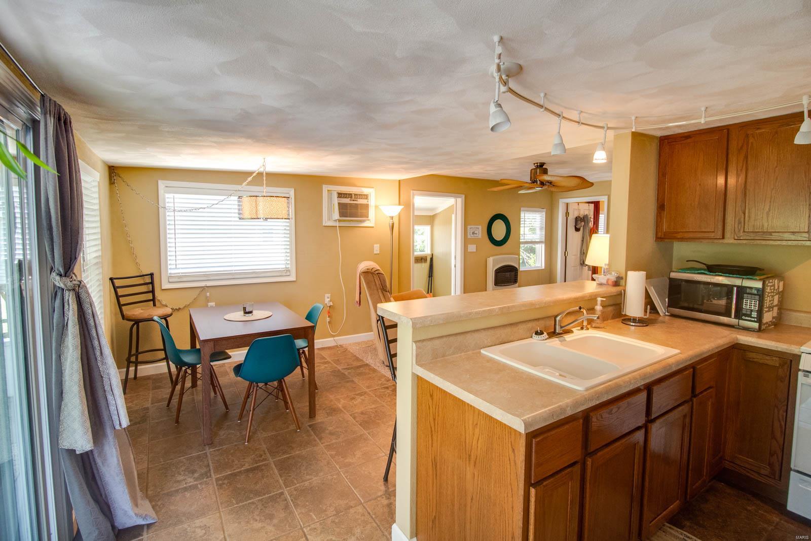 18077 Coon Creek Road Fieldon, IL 62031 - Photo 16 of 26