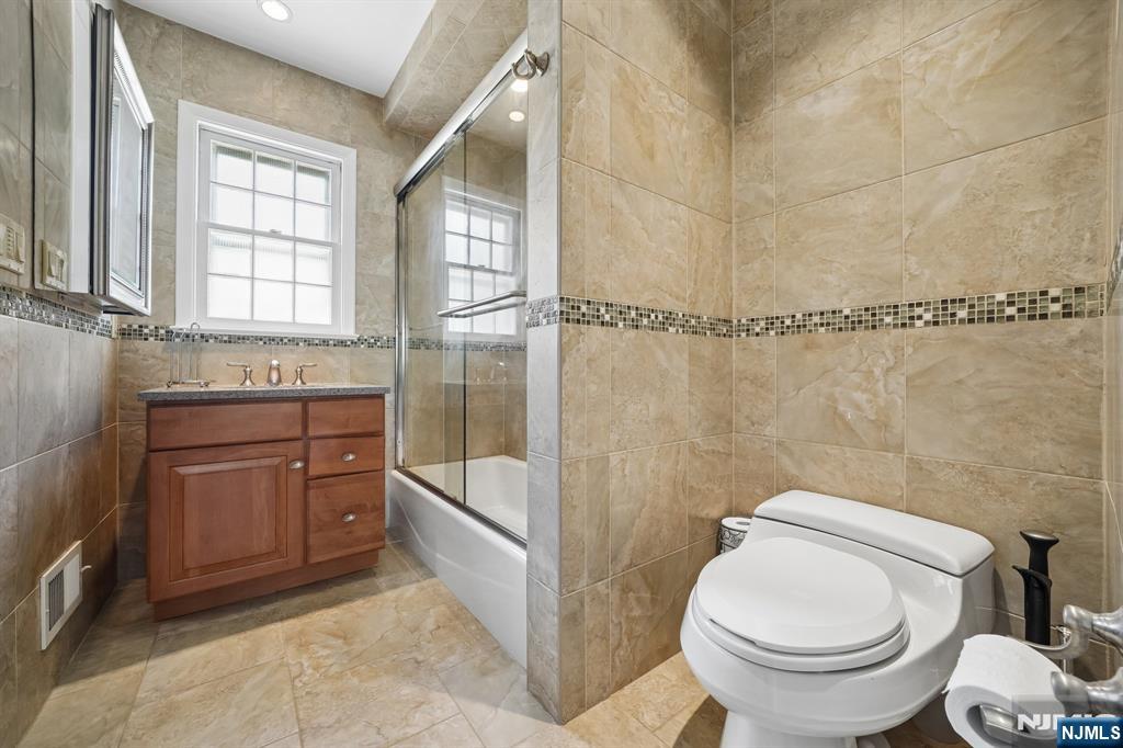 428 Fairfield Avenue Ridgewood, NJ 07450 - Photo 14 of 37