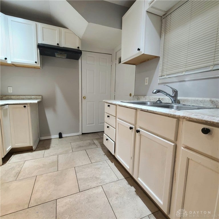 2116 Rugby Road Dayton, OH 45406 - Photo 10 of 22 Gallery Image 10
