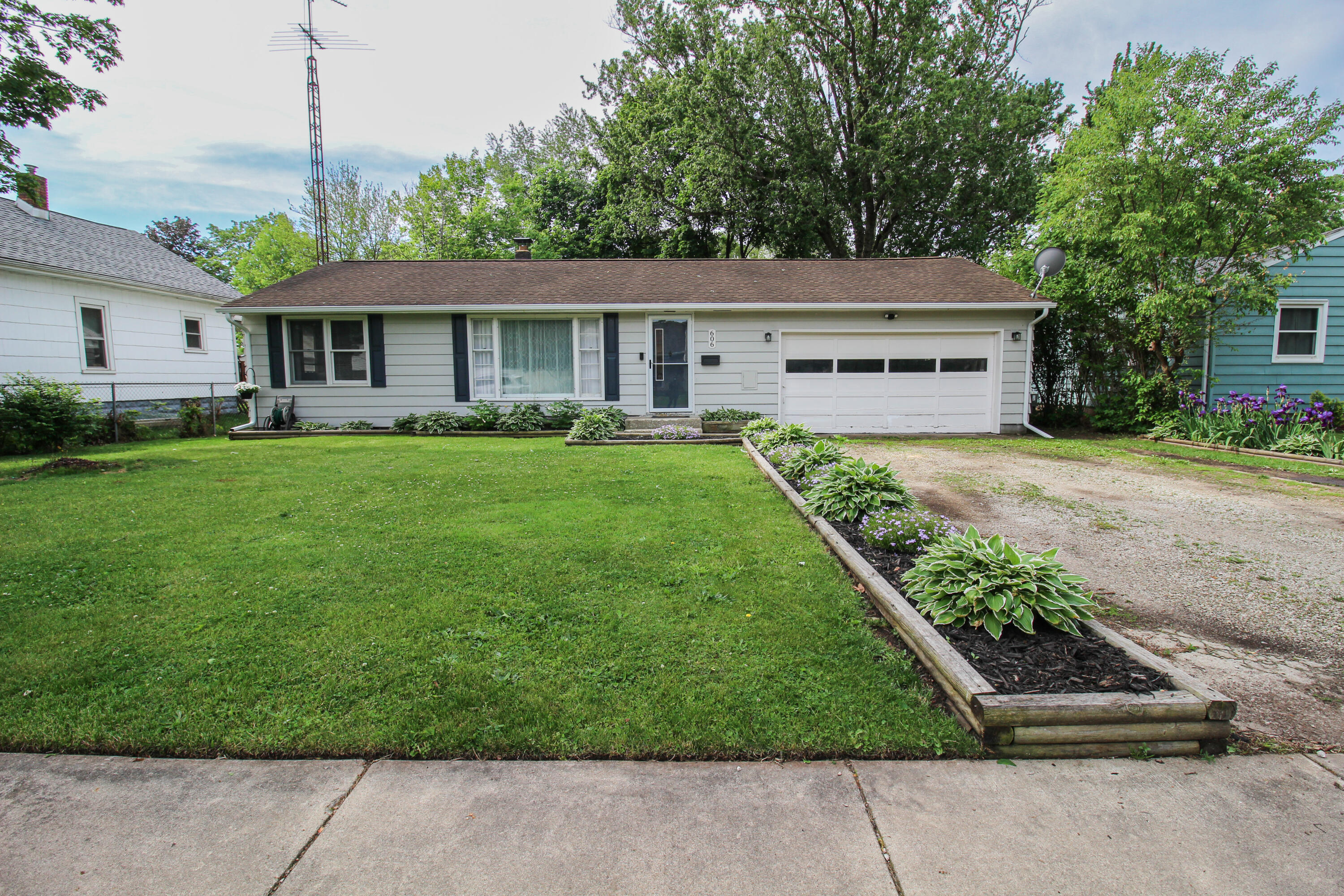 606 Millard Street Three Rivers, MI 49093 - Photo 25 of 25 Millard-2