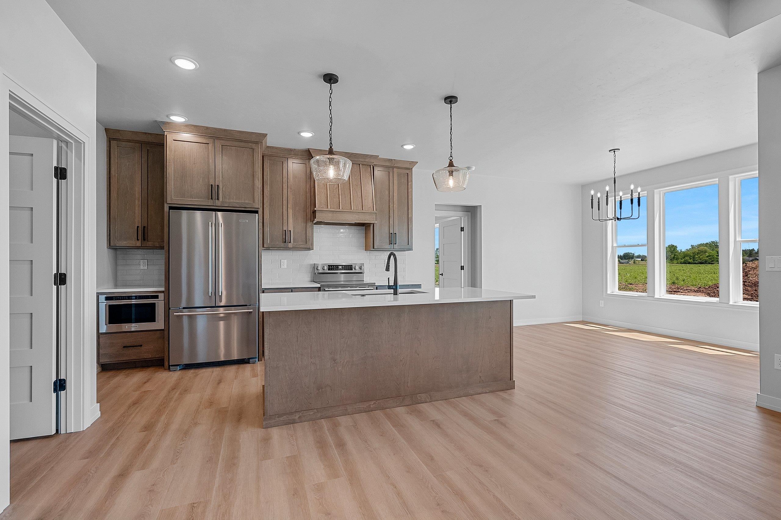3242 Willow Road Green Bay, WI 54311 - Photo 8 of 44