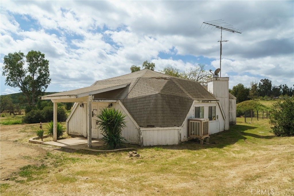 33041 Briggs Road Menifee, CA 92584 - Photo 39 of 60 a house view with a garden space