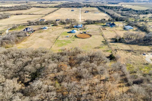 $789,000 | 10833 Farm To Market 916, Grandview, TX 76050
