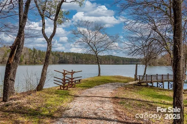 $17,000 | 164 Settings Boulevard, Unit 32, Black Mountain, NC 28711