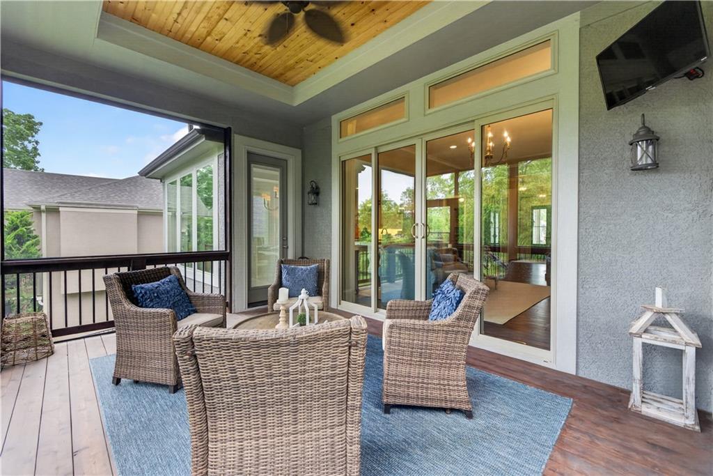 9363 Lind Road Lenexa, KS 66219 - Photo 22 of 70