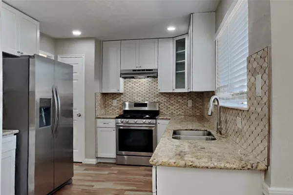 $2,400 | 14118 Barkerview Court, Houston, TX 77084