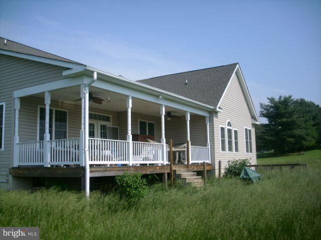 6547 Kelly Road Warrenton, VA 20187 - Photo 5 of 8 Rear Porch