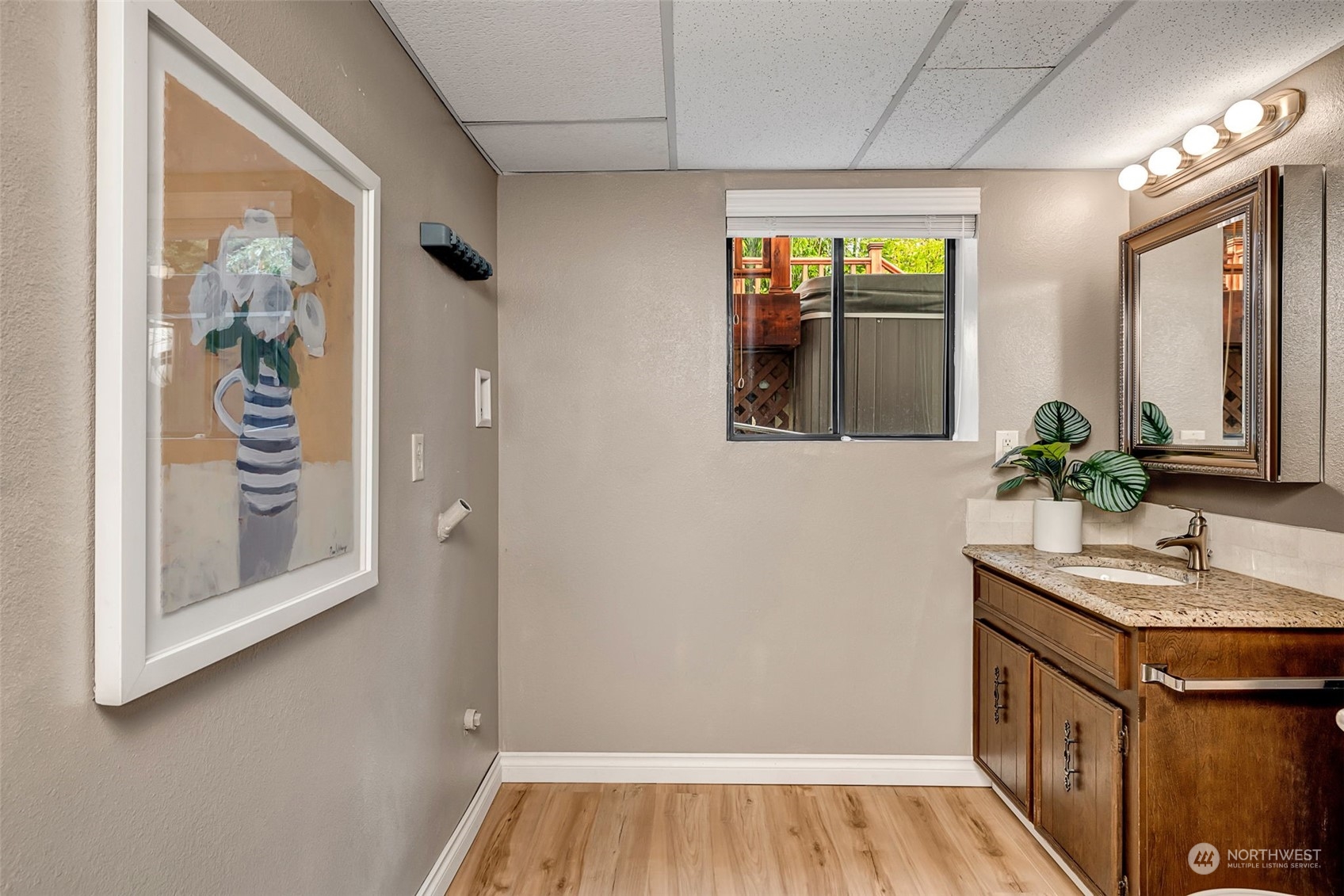 11304 19th Place Southwest Seattle, WA 98146 - Photo 21 of 33 Gallery Image 21