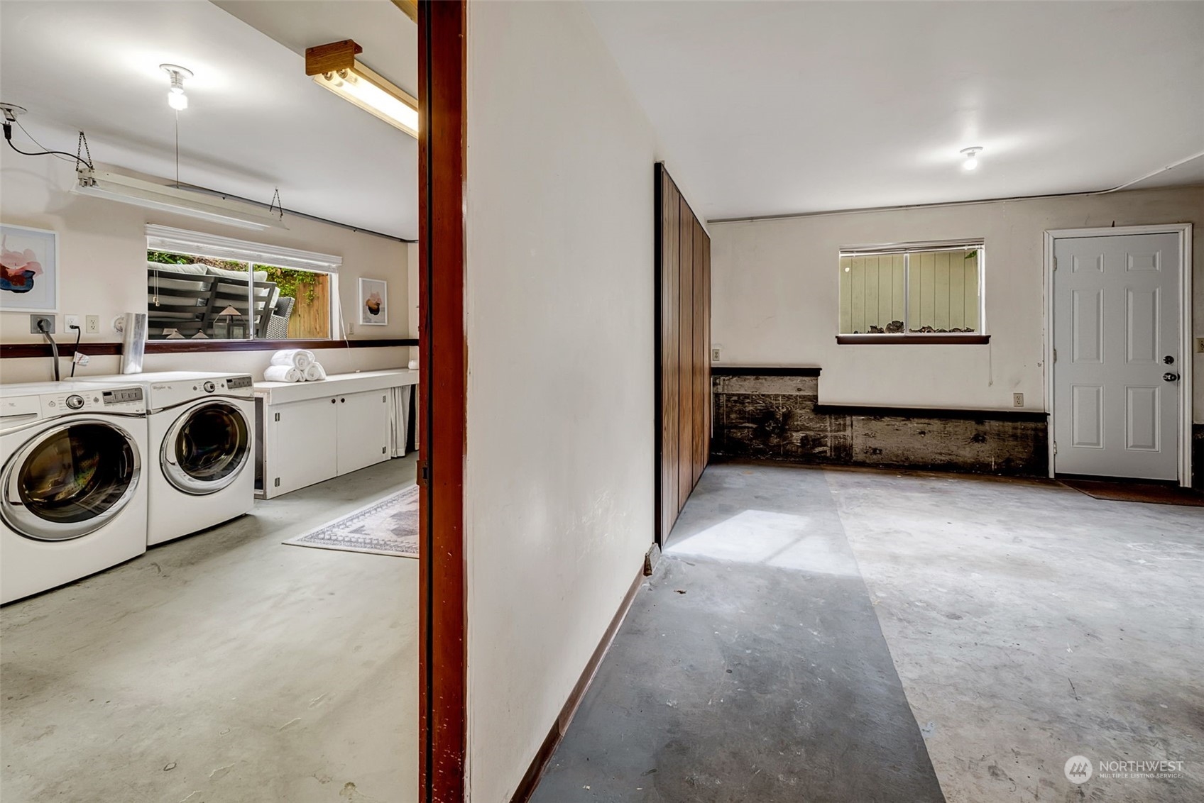 11304 19th Place Southwest Seattle, WA 98146 - Photo 22 of 33 Gallery Image 22