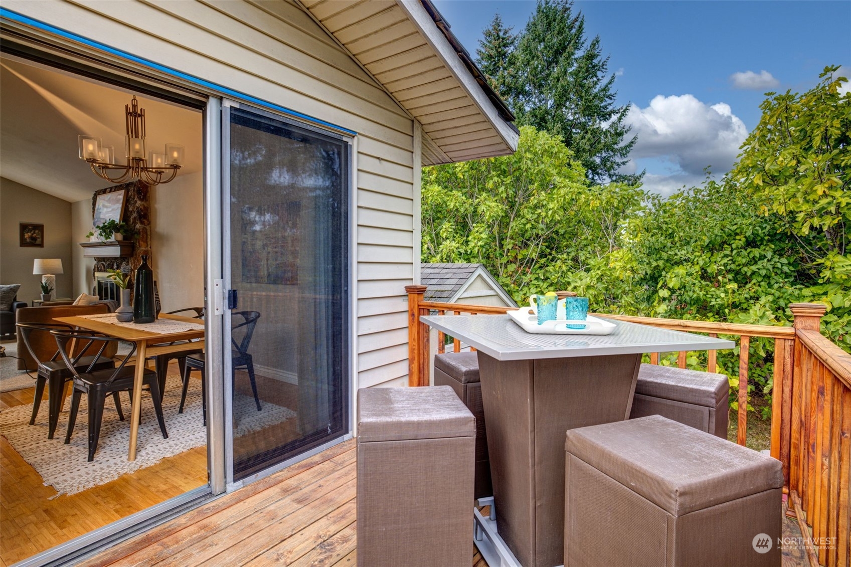 11304 19th Place Southwest Seattle, WA 98146 - Photo 26 of 33 Gallery Image 26