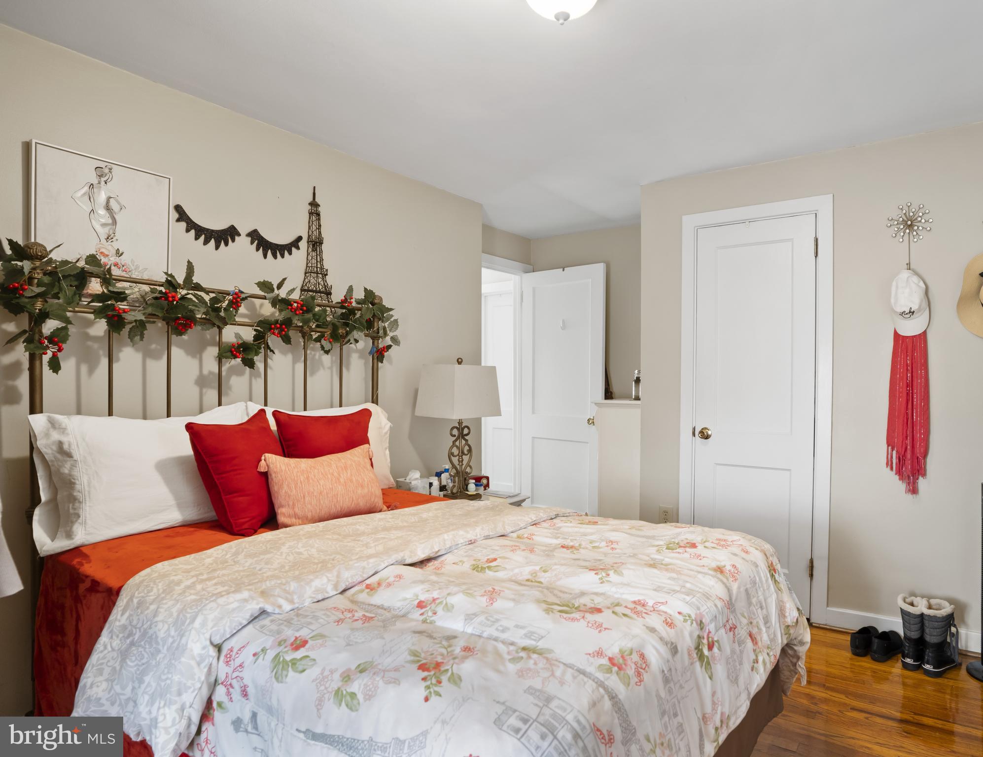 424 Hillside Road New Cumberland, PA 17070 - Photo 11 of 16 Bedroom 1