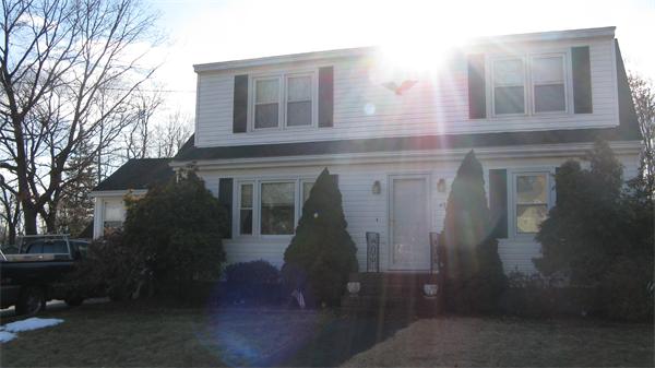42 Sunset Road Dracut, MA 01826 - Photo 1 of 12 Gallery Image 1