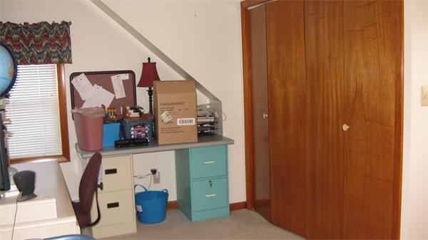 42 Sunset Road Dracut, MA 01826 - Photo 11 of 12 Gallery Image 11