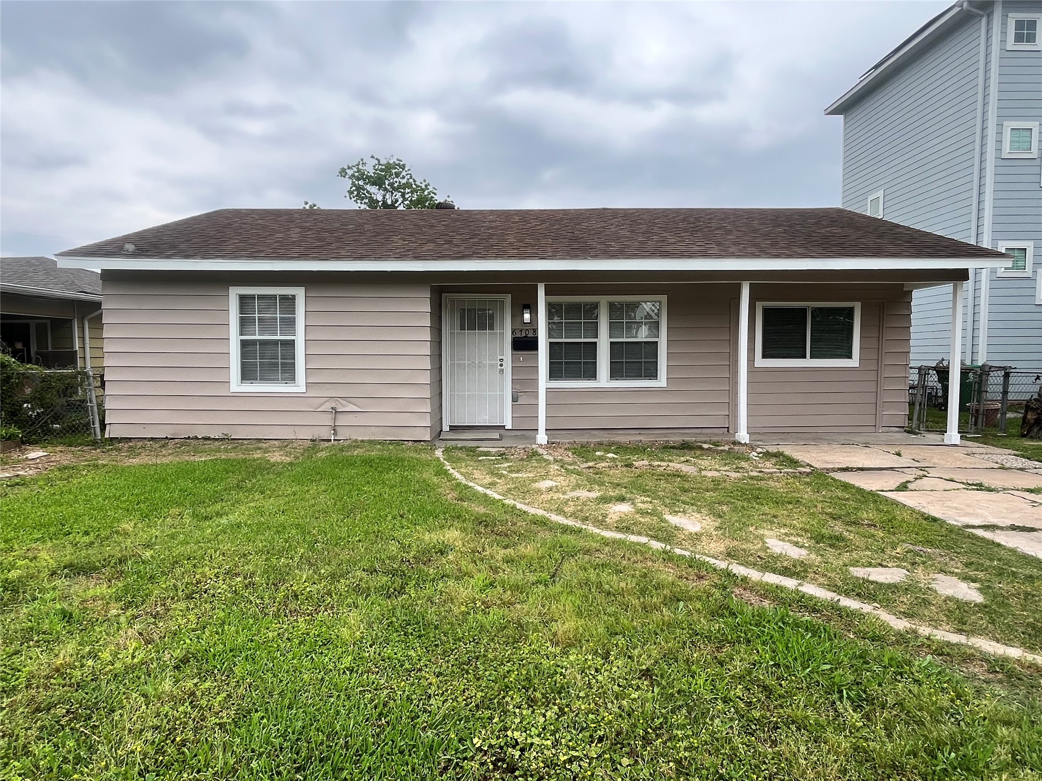 6708 St Augustine Street Houston, TX 77021 - Photo 2 of 23