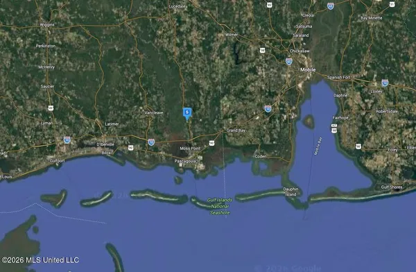 $70,999 | 3700 Dowlwood Road, Moss Point, MS 39562