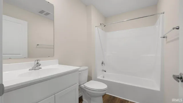 $357,702 | 1003 Butler Lake, Fort Wayne, IN 46818