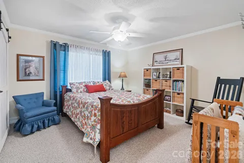 $1,299,900 | 6296 Southlake Drive, Hickory, NC 28601