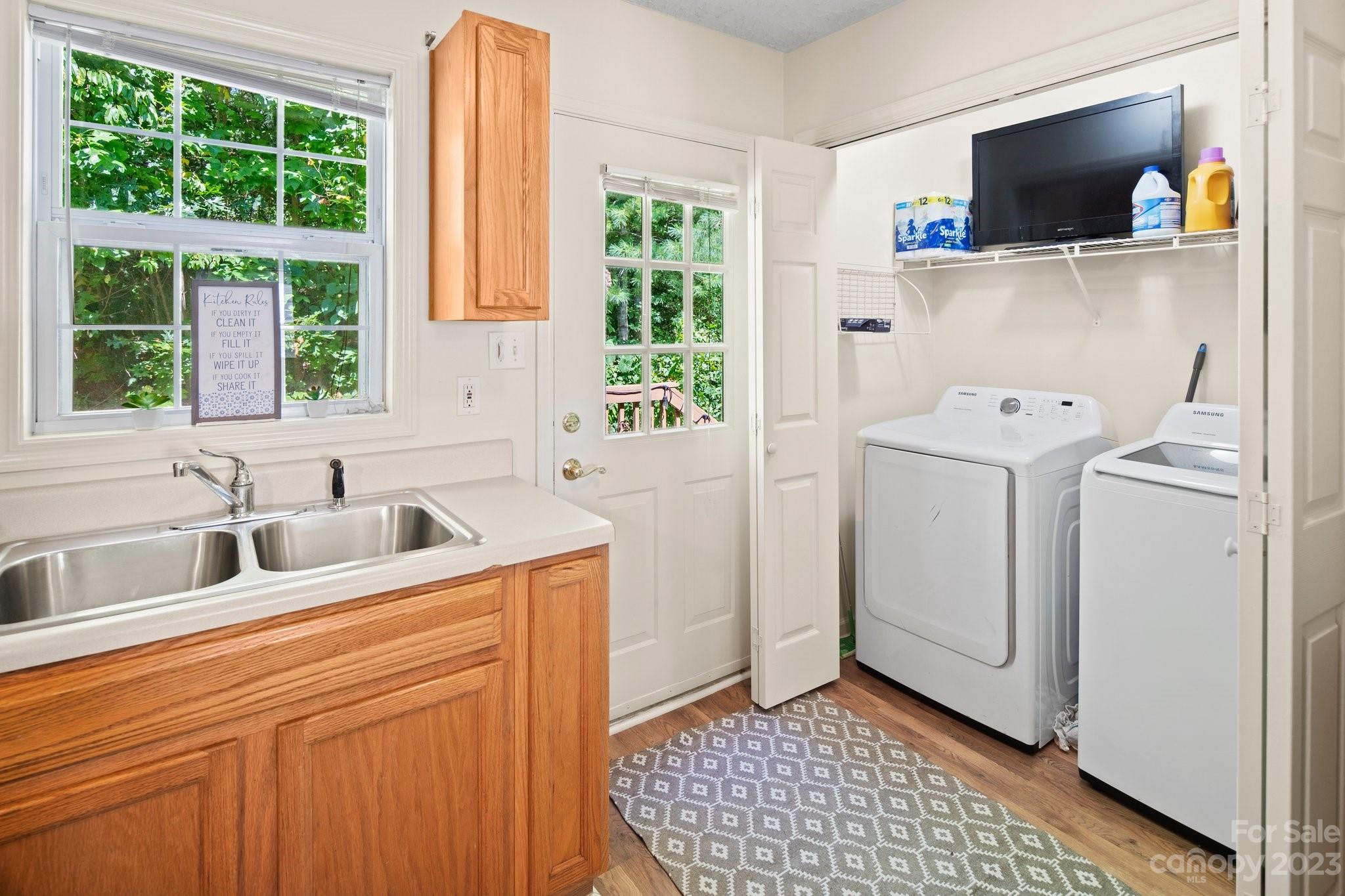 153 Whitaker Road, Unit A & B Fairview, NC 28730 - Photo 5 of 13 Gallery Image 5