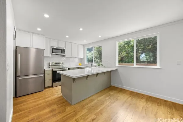 $4,250 | 370 Kawaihae Street, Unit 370G, Honolulu, HI 96825