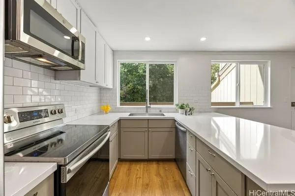 $4,250 | 370 Kawaihae Street, Unit 370G, Honolulu, HI 96825