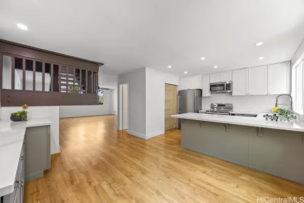 $4,250 | 370 Kawaihae Street, Unit 370G, Honolulu, HI 96825