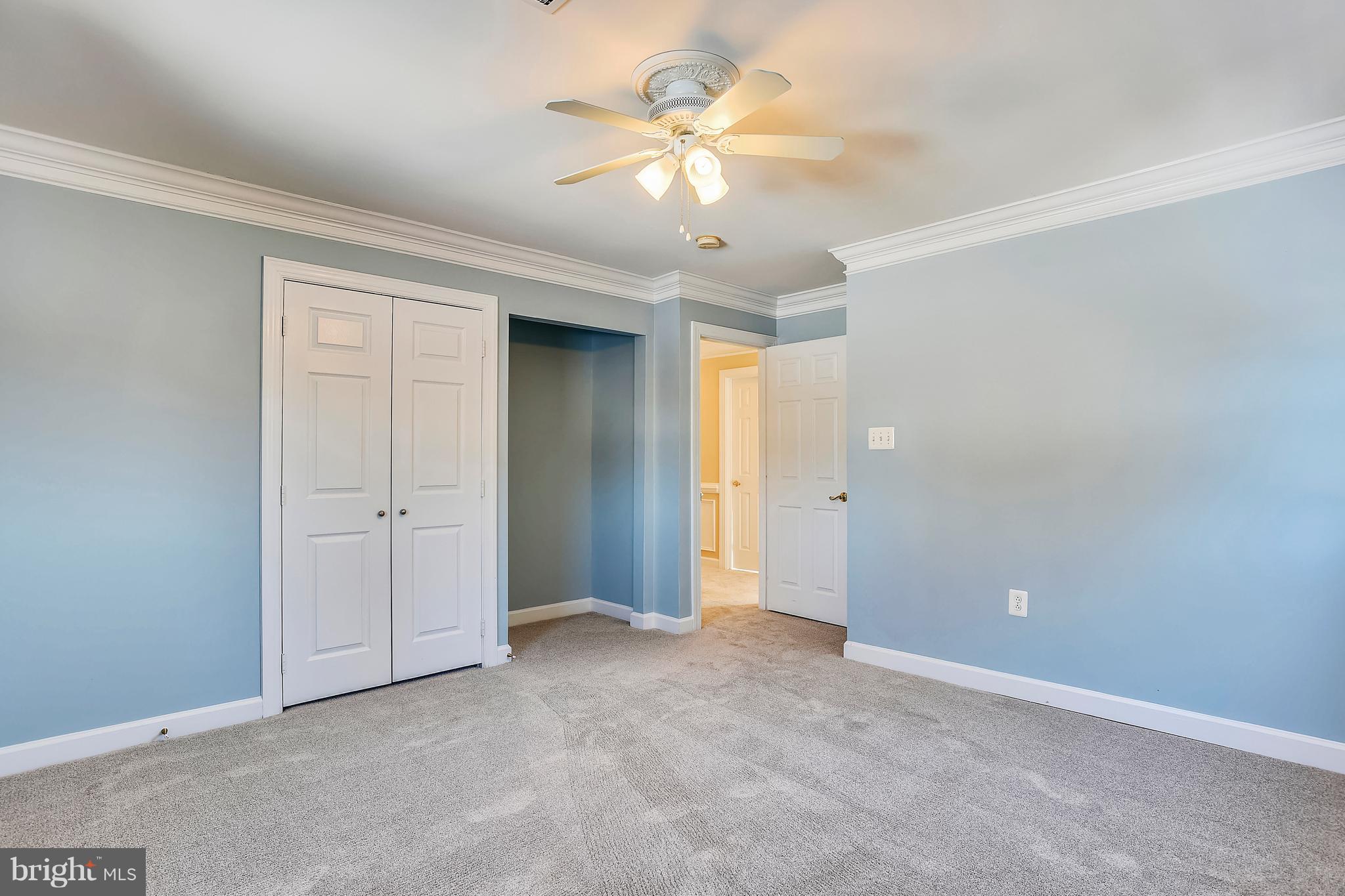 39877 Thomas Mill Road Leesburg, VA 20175 - Photo 23 of 36 Large Corner Bedroom #4