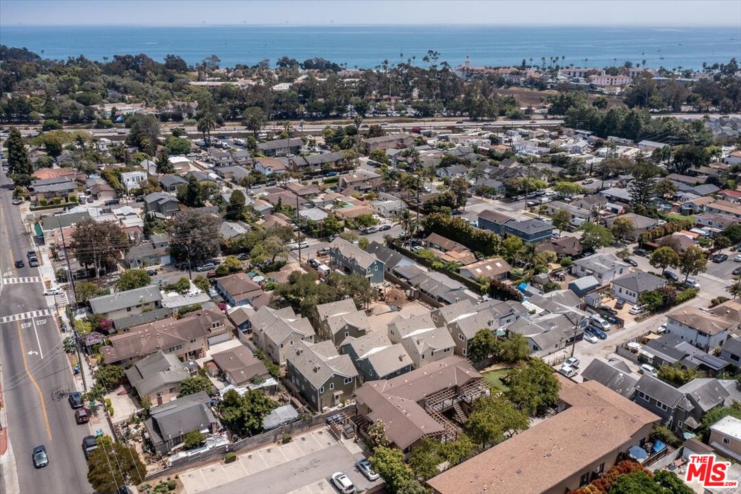 1317 Punta Gorda Street, Unit 10 Santa Barbara, CA 93103 - Photo 49 of 70 an aerial view of a city