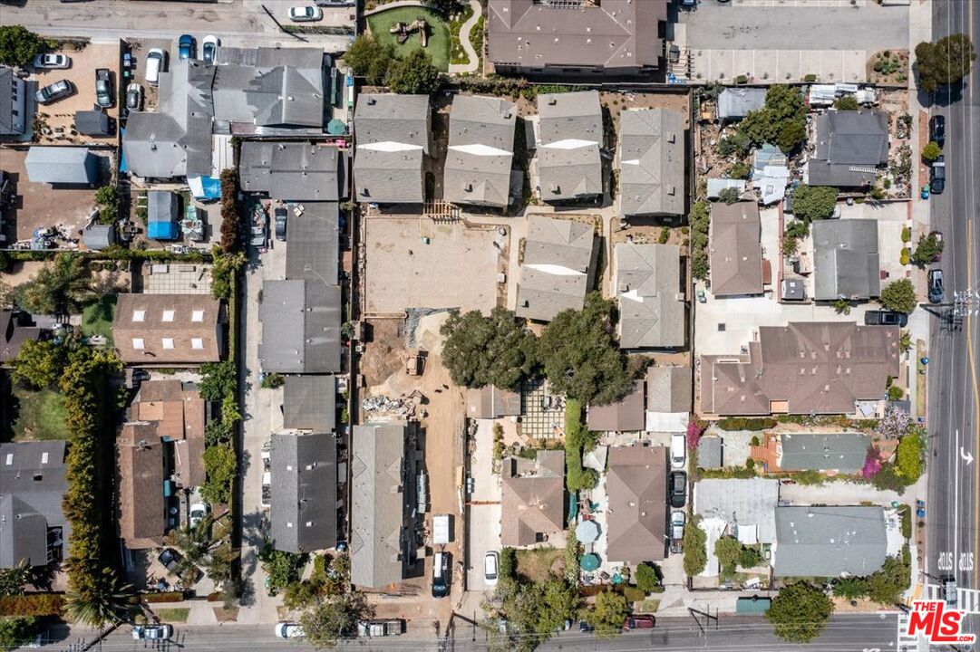 1317 Punta Gorda Street, Unit 10 Santa Barbara, CA 93103 - Photo 62 of 70 an aerial view of residential houses with outdoor space