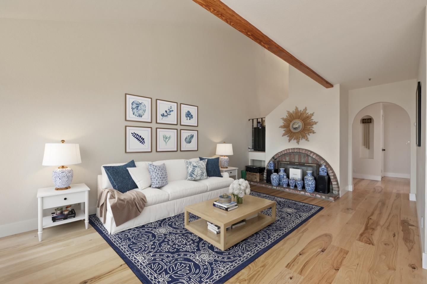 2346 Beach Boulevard Pacifica, CA 94044 - Photo 2 of 22 a living room with furniture