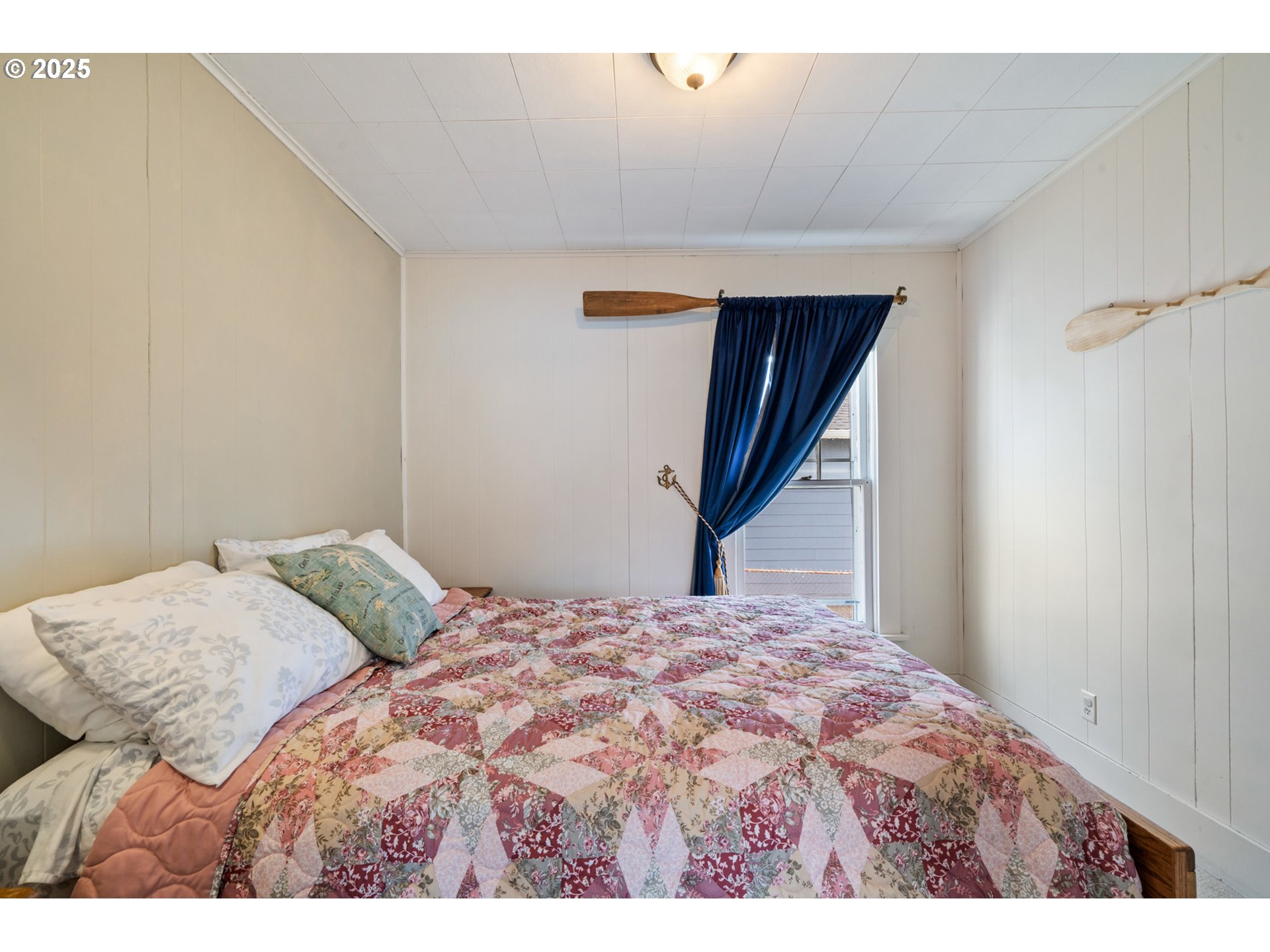 210 Cypress Avenue Garibaldi, OR 97118 - Photo 13 of 29