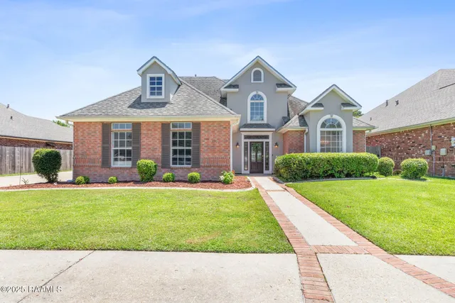 $290,000 | 202 Kincaid Court, Lafayette, LA 70508