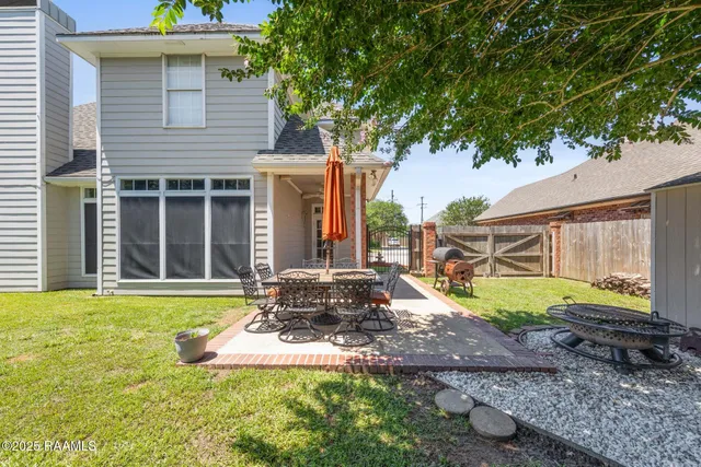 $290,000 | 202 Kincaid Court, Lafayette, LA 70508