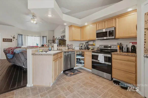 $399,900 | 2714 Colfax Drive, Caldwell, ID 83607