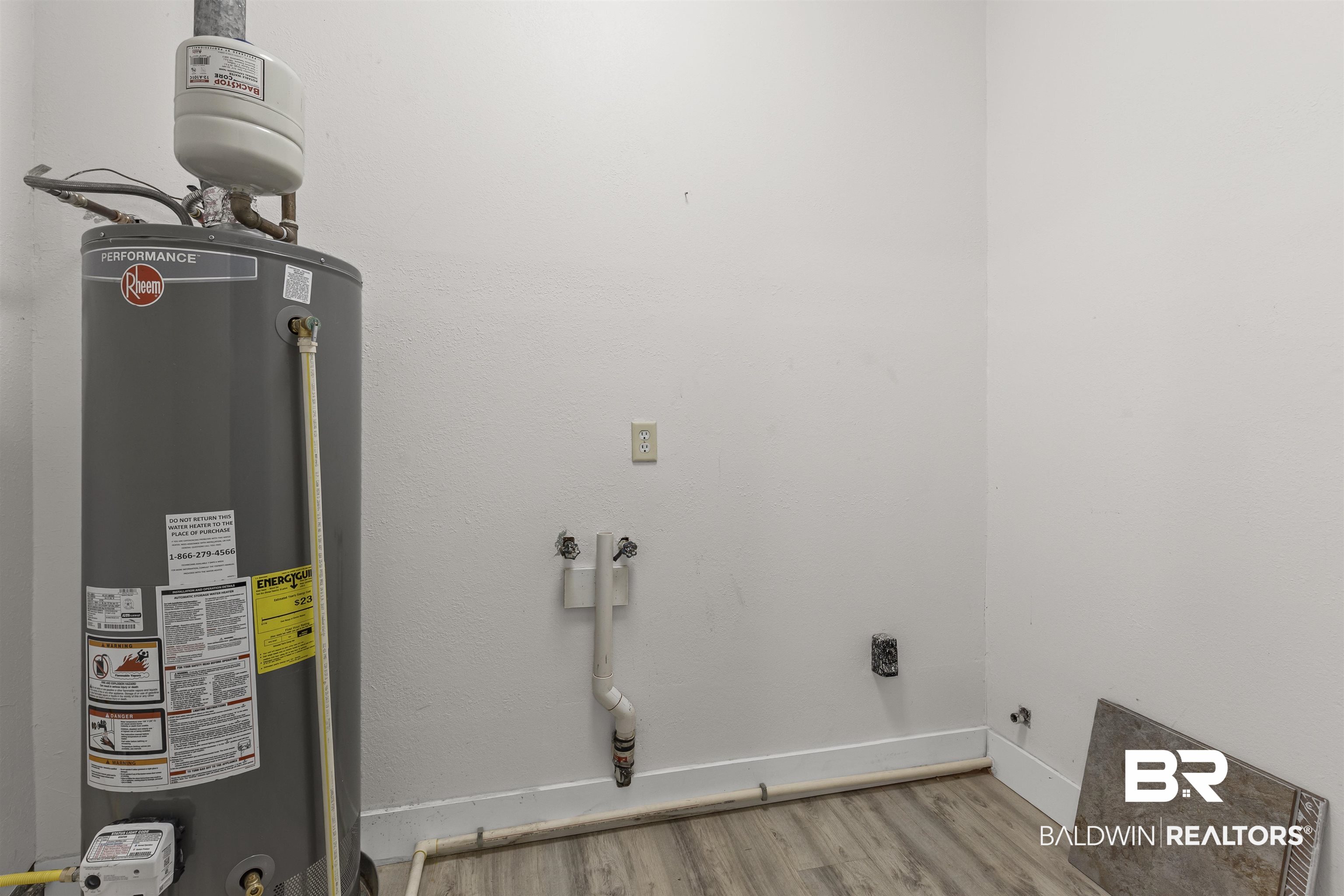 1108 Locarno Street Mobile, AL 36608 - Photo 7 of 24 Utility room with water heater